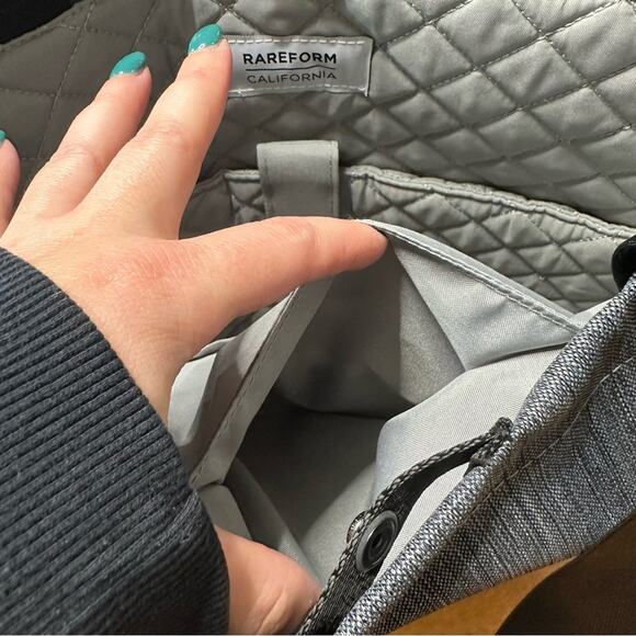 RareForm Cora Tote Insulated Recycled Vinyl Boat Bag Pockets Reusable Durable - Picture 6 of 11